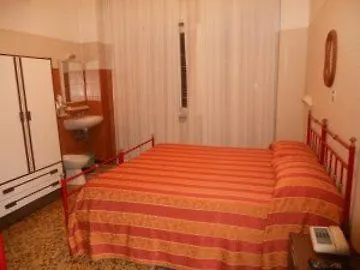 Astra Hotel La Spezia 2*,  Italy